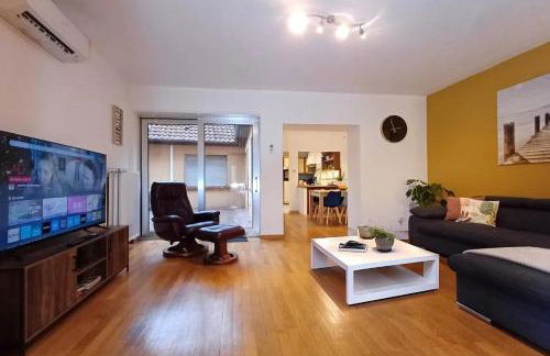 Le Spacieux - centre-ville - 4 chambres - 8 pers - Foto 7