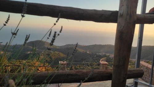 Il Ciuffo: ampia casa panoramica con parcheggio. - Foto 2