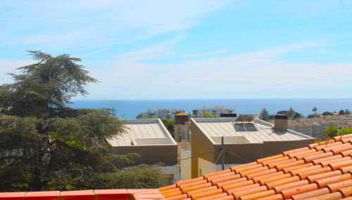 House with Pool and Sea Views - Photo 4