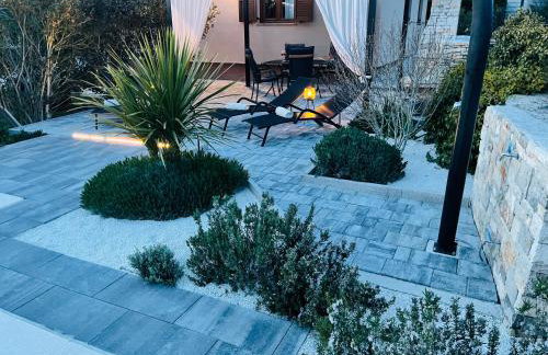 Holiday House Tesser with Pool - Foto 3