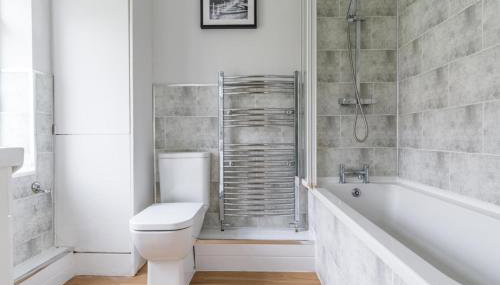 Hawthorn House-Sleeps 4-Pet friendly-Parking - Foto 4