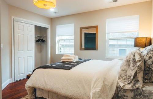 Beach Retreat 4900 Sqft, F1 VR Sim, Up to 21 guests - Foto 25