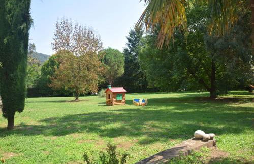 Lovely house with grass garden, shared swimmingpool, next to the river Ardèche - Foto 51