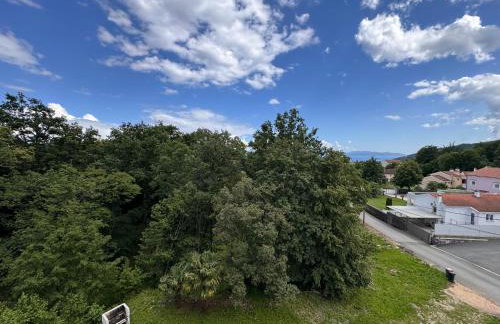 Chic Spacious Apartment Surrounded by Nature Near Opatija - Foto 27
