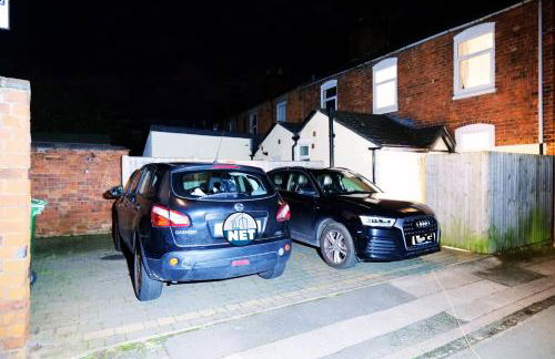 Town Centre House with parking, Wi-Fi - Foto 4