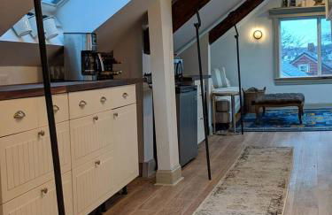 The Crow's Nest @ Rockport's Sail Loft - Foto 9