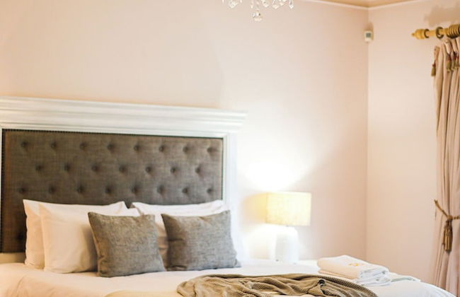 StayAU Expansive 7BR Villa Warrandyte - Foto 23