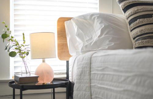 Restored 1930s Uptown Bungalow 2 min to Magnolia Silos - Photo 52