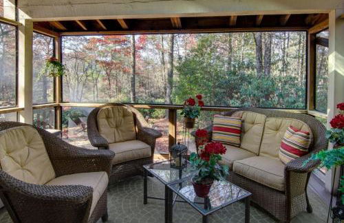 Peaceful Sapphire Cabin with Mountain Views - Foto 24