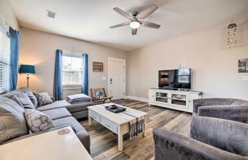 Mexico Beach Getaway with Patio - Steps to Beach! - Foto 3