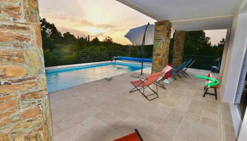 Appartement 60m2 avec piscine privée dans villa - Foto 3