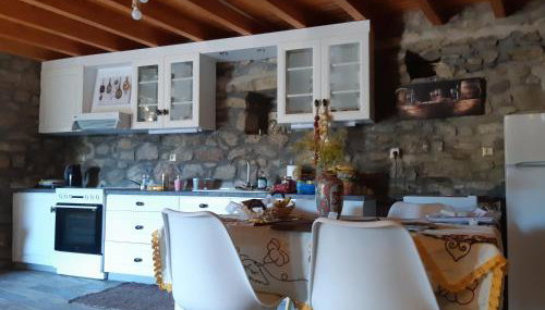 Old House Villa Moudros- Kaminia Lemnos Λήμνοs - Foto 5, stove, minibar