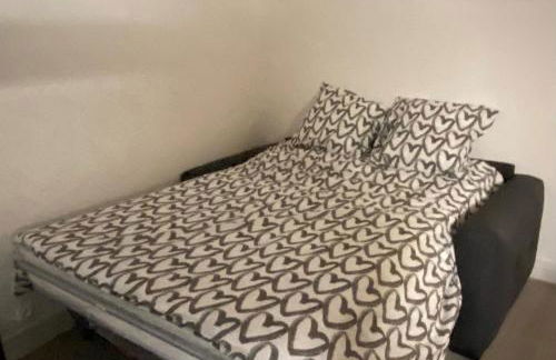 ENGHIEN-LES-BAINS: studio au cœur du centre ville. - Foto 2