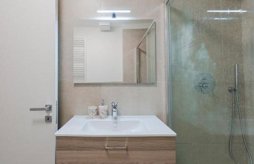 Free Parking and Private Terrace Design Apartment - Foto 13