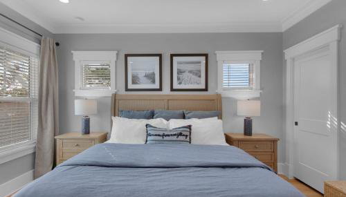 Golf Cart, 3 King Beds, Covered Rooftop Area, Half Mile to Beach! - Foto 4