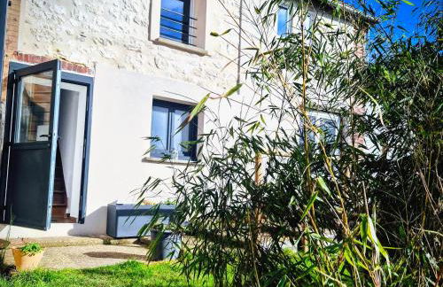 La Petite Maison de Vernon-Giverny, Wifi, machine à laver, parking gratuit, jardin privé - Foto 8