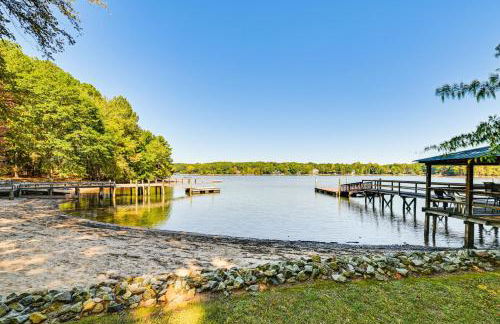 Private Dock and Beach! Lake Norman Cottage Hideaway - Foto 30