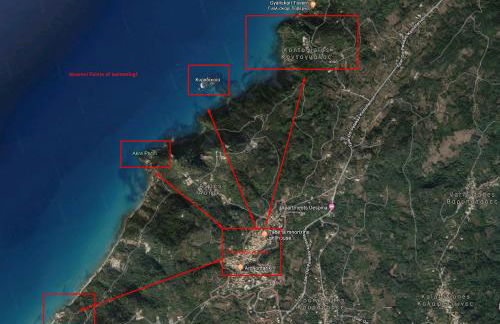 Country traditional house in Corfu village, Greece - Photo 37