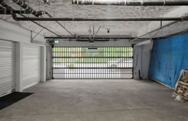 Harrison Lake Pets Welcome 3BR Suite - Photo 40