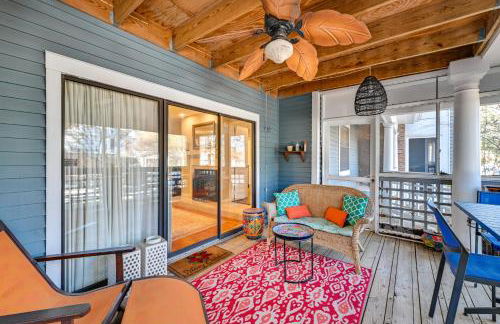 1 Mi to BOA Stadium! Walkable Condo with Porch - Foto 20