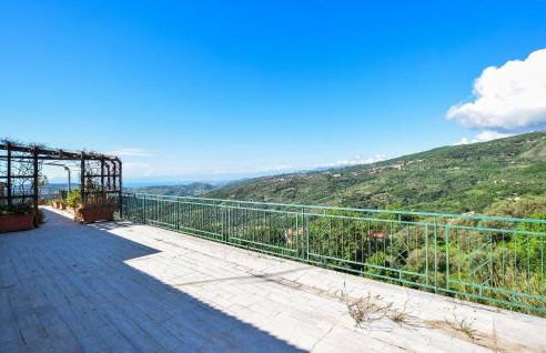 Cozy Apartment In Perdifumo With Wifi - Foto 1