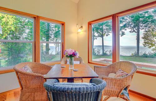 Hood Canal Home with Stunning Views and Private Beach - Foto 3