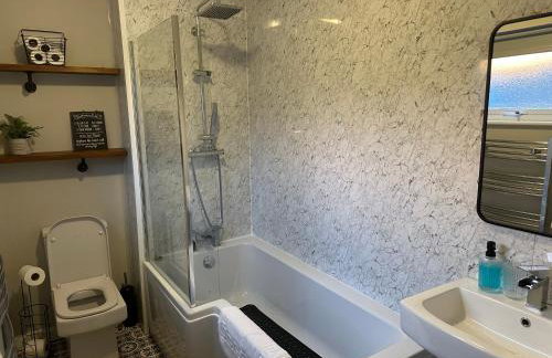 Homely house at the foot of Snowdonia - Photo 5