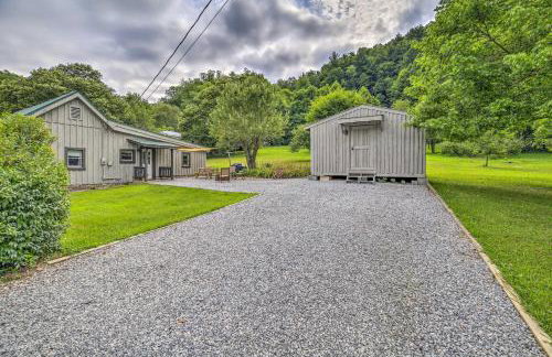 Damascus Cottage with Fire Pit - 1 Mi to Trails - Foto 26