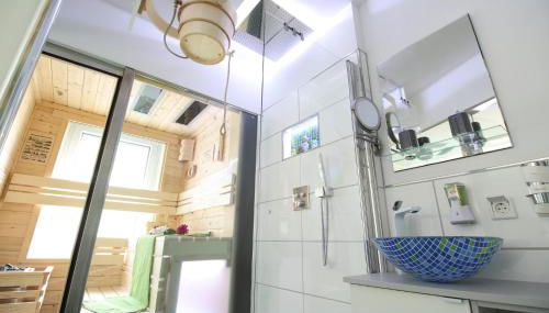 Wellnessapartment Nr1 mit Finnischer Sauna - Wallbox - Netflix - WLAN - Foto 5