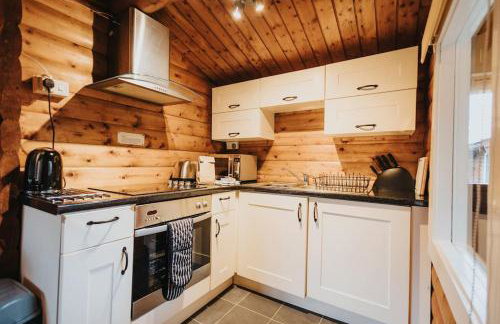 Rustic Log Cabin in Snowdonia - 2 Bedrooms & Parking - Foto 4