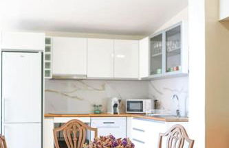 Renovated Traditional House w 3BR & Outdoor Space - Foto 5