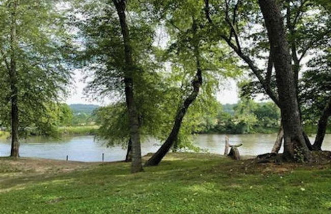 Riverside Ranch by Avantstay Mins to Downtown - Foto 14