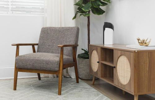 Luxury Design Condo, Close to Downtown Broadway & Coffee - Foto 17