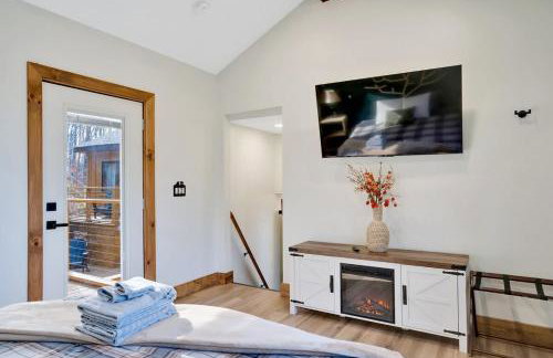 The Mighty Sycamore Treehouse at Treetop Escapes - Foto 36