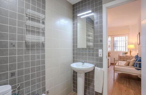 Apartment in Peñaflor with Charming Patio - Foto 36