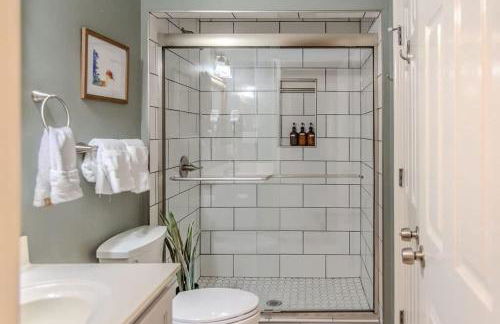 Labrador Lake with FirePit and Billiards - Foto 52