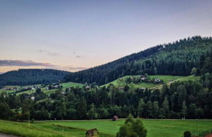 Charaktervolle 122qm Altbau-Ferienwohnung mit Stuck, viel Platz für Familien & Gruppen bis zu 8 Personen, Parkplatz inklusive - Photo 71