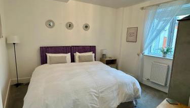 CC - Central Location Top Floor 2 Bed Deluxe Modern Apartment - Foto 4