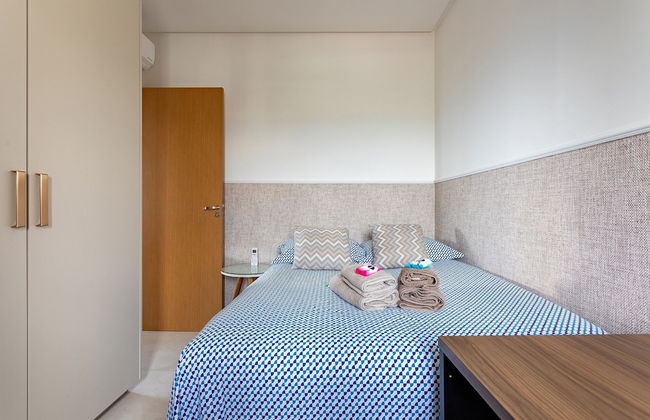 Apto Moderno com Vista Fantástica do Flamboyant - Foto 13