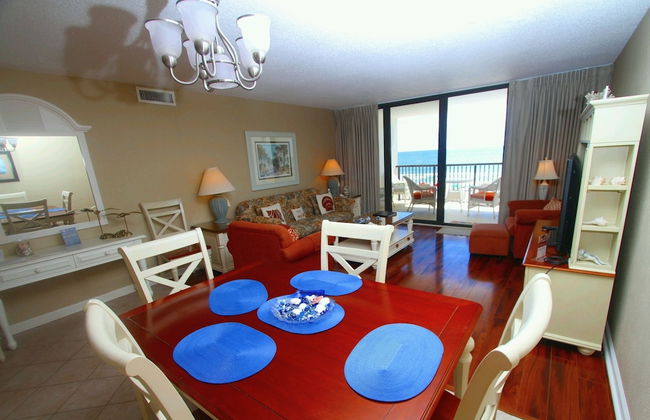 Regency Towers - Foto 10