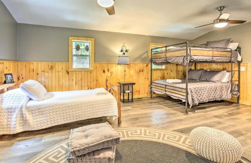 Hike and Zip-Line Red River Gorge Cabin with Hot Tub! - Foto 29