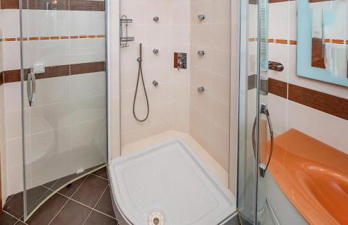 Beautiful Apartment In Moscenicka Draga - Foto 25