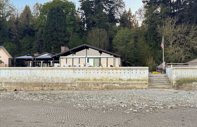 Oceanfront w/ Game Room, Fire Pit, Panoramic Views Angels Landing by Avantstay - Photo 48