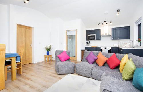 Shiphorns luxury cabin with a hot tub - Foto 5