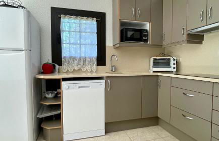 VOLENDAM 18 Planta baja con piscina privada - Foto 17