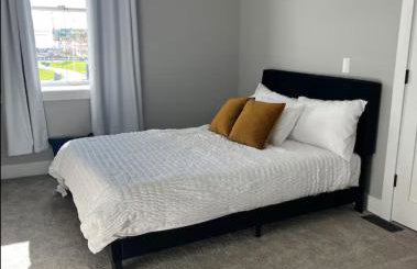 The Skylight Retreat - Private 3BR Home in Saint Paul - Foto 4