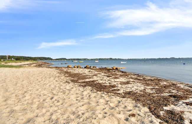 "Cajsa" - 200m from the sea - Foto 19