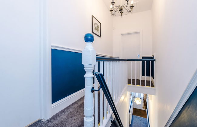 R&R Character Victorian 4-Bedroom Home - Foto 22