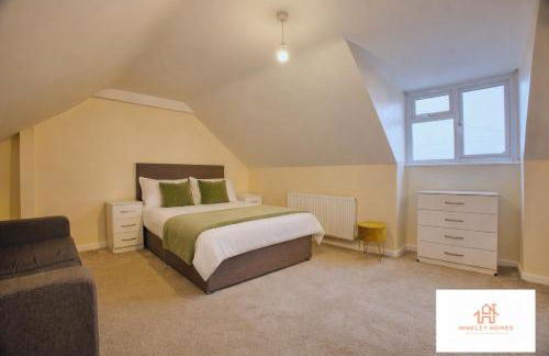 2 BR sleeps 4 - Huge communal space - Long stays welcome - Close to Hinkley - Free private parking - Foto 6
