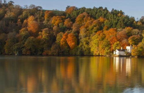 The Bathing House - Photo 17